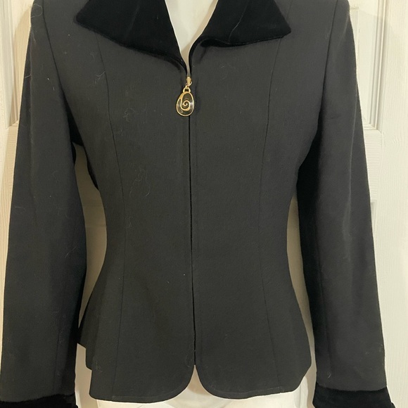 Laura Madrigano vintage fitted black equestrian style blazer size 2 - Picture 2 of 4